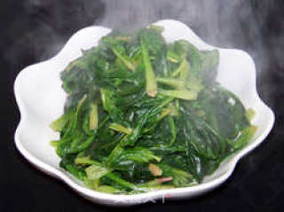 蒜蓉菠菜的做法步骤：2