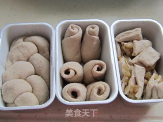 草莓燕麦苹果酱小吐司的做法步骤：2