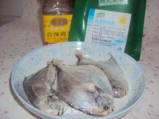 酱烧鲳鱼的做法步骤：2