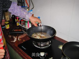 黄豆酱焖泥猛鱼的做法步骤：3