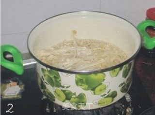 黄瓜凉拌金针菇的做法步骤：3