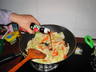 时蔬炒豆筋的做法步骤：3