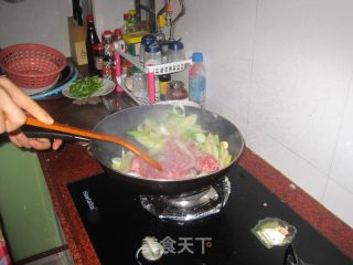 葱爆羊肉的做法步骤：3