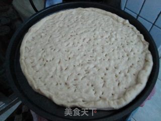 用电饼铛自制比萨的做法步骤：2