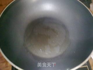韭菜鸡蛋的做法步骤：2