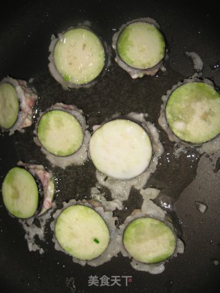 香煎茄盒的做法步骤：2
