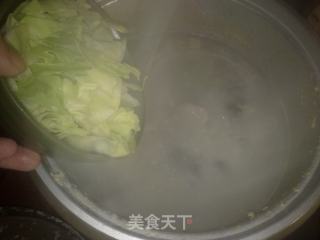 皮蛋瘦肉粥的做法步骤：2