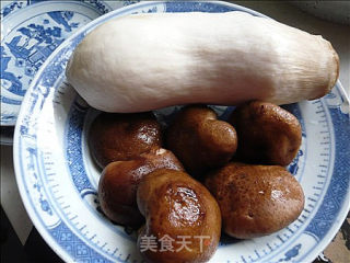 蚝油双菇的做法步骤：2