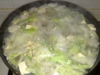 排骨炖白菜豆腐的做法步骤：2