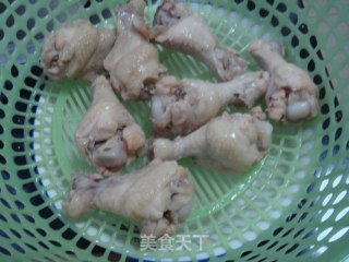 酥脆炸鸡翅的做法步骤：2