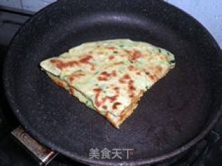 虾米沙司蛋饼的做法步骤：4