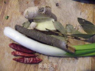 猪皮冻的做法步骤：3