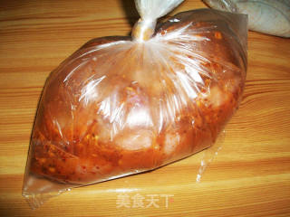 香辣烤翅的做法步骤：2