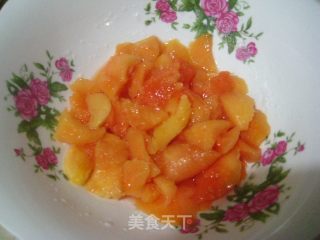 木瓜牛奶炖蛋的做法步骤：2