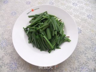 肉碎韭香炒木耳的做法步骤：3