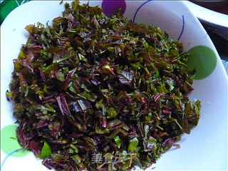 香椿芽煎鸡蛋的做法步骤：2