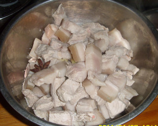 红烧肉的做法步骤：2