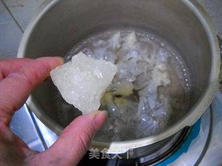 南眉银耳羹的做法步骤：3