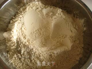 荠菜猪肉小笼包的做法步骤：5