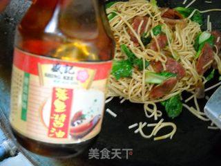 腊肠青菜炒面的做法步骤：4