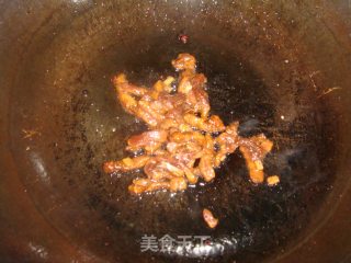 蒜苔炒牛肉的做法步骤：2