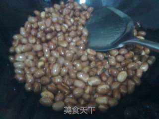 酥脆花生的做法步骤：2