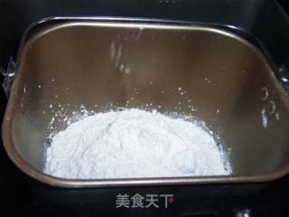 面包机版蜜豆大面包的做法步骤：3