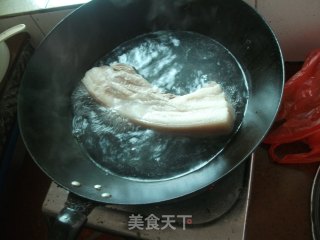 回锅肉的做法步骤：2