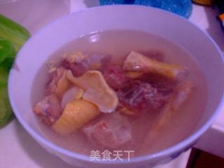 小鸡炖蘑菇的做法步骤：2