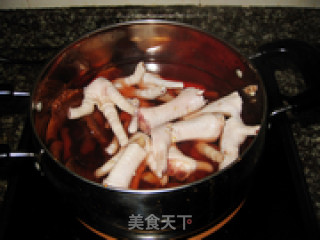 蘑菇凤爪的做法步骤：2