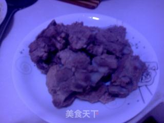 排骨炖酸菜的做法步骤：2