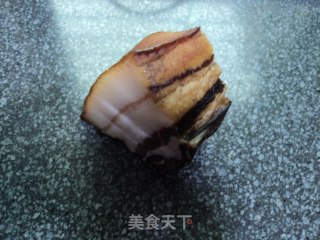 腊肉炒菜心的做法步骤：2