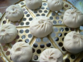 芹菜三鲜包的做法步骤：3