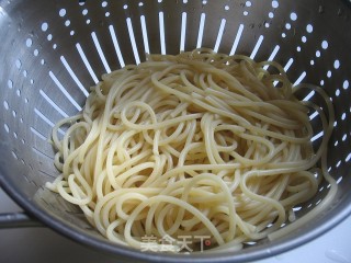 肉酱意面的做法步骤：3