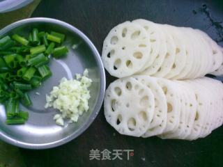 醋炒藕片的做法步骤：2