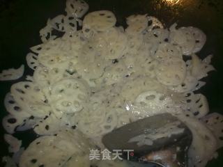 醋炒藕片的做法步骤：2