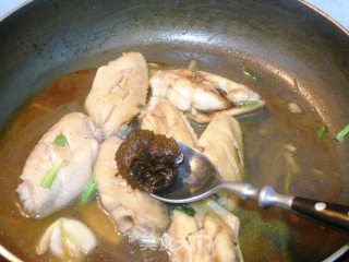 酱香鸡翅的做法步骤：2