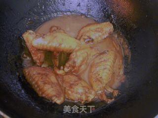 酱香鸡翅的做法步骤：2