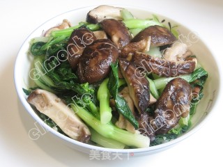 香菇小白菜的做法步骤：2