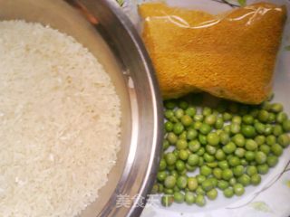 营养小米豌豆饭的做法步骤：2