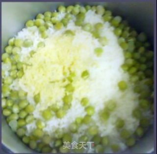 营养小米豌豆饭的做法步骤：2