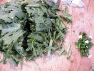 茼蒿豆腐汤的做法步骤：3