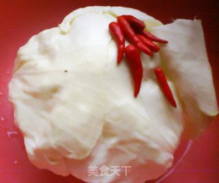 酸辣包菜的做法步骤：2