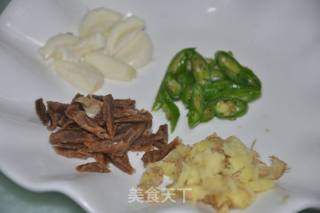 爆炒小螺的做法步骤：8
