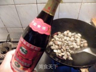  辣炒花蛤的做法步骤：3