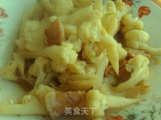 肉片炒菜花的做法步骤：2