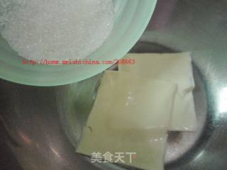 乳香细滑的轻乳酪蛋糕的做法步骤：2