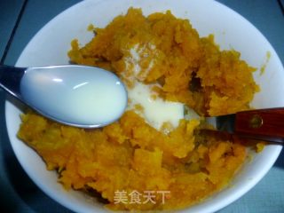 奶香薯泥的做法步骤：2