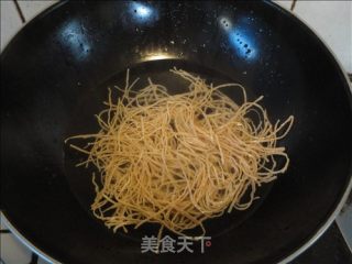 凉拌豆皮丝的做法步骤：2
