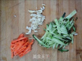 凉拌豆皮丝的做法步骤：2
